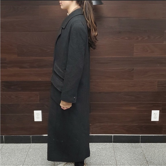 Vintage Rare Chanel runway coat - Picture 2 of 15